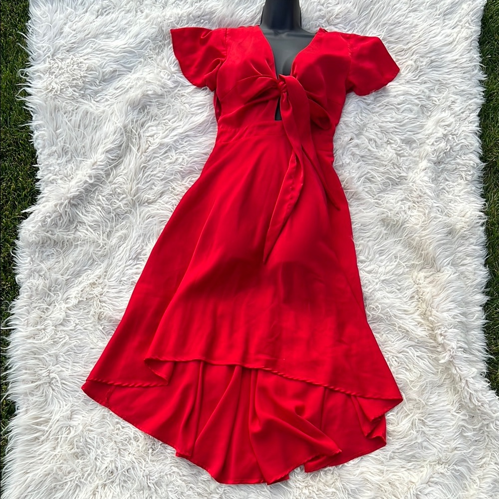 Red midi dress with short midi sleeves perfect for Valentines